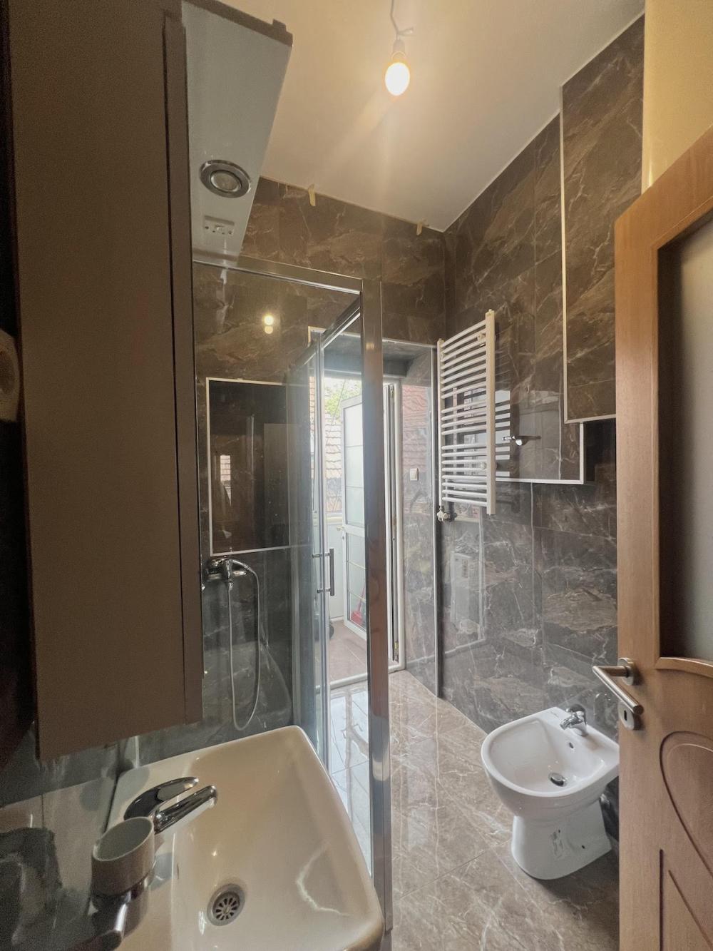 Slika 10 - Dragoslava Jovanovica, Četvorosoban stan na prodaju, 120m2, 750.000€