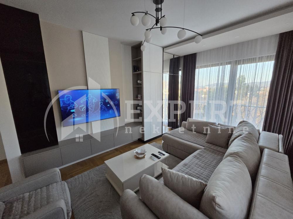 Slika 1 - Stevana Sremca, Dvosoban stan za izdavanje, 64m2, 450€