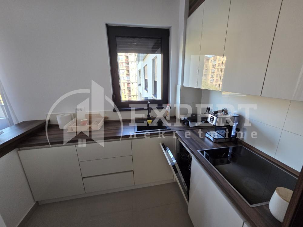 Slika 6 - Stevana Sremca, Dvosoban stan za izdavanje, 64m2, 450€