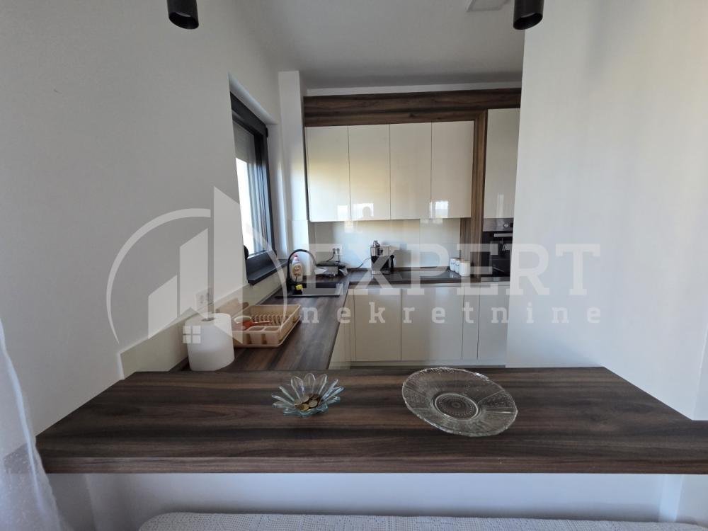 Slika 8 - Stevana Sremca, Dvosoban stan za izdavanje, 64m2, 450€