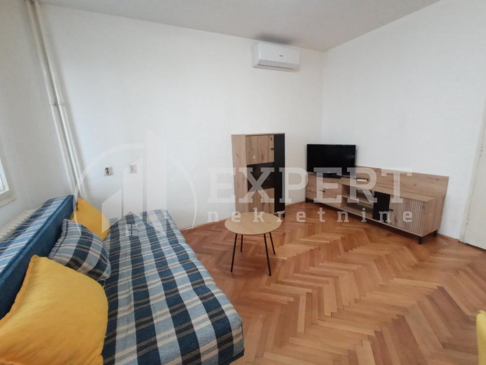 Glavna slika -Rajićeva, Dvoiposoban stan za izdavanje, 65m2, 330€