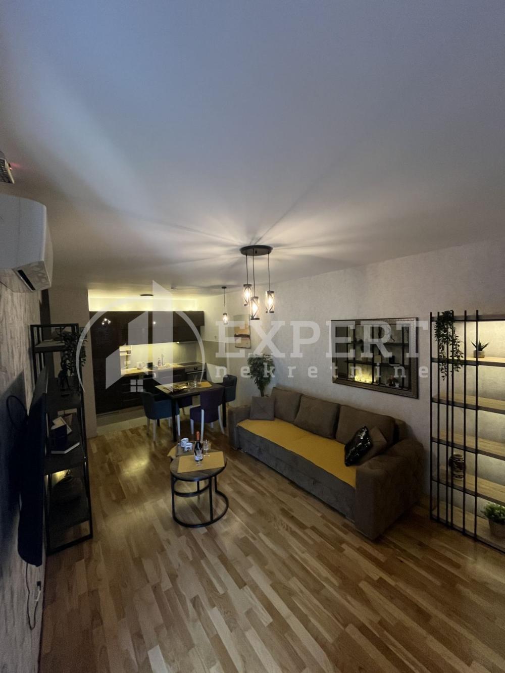 Slika 2 - Prvomajska, Jednoiposoban stan za izdavanje, 43m2, 400€