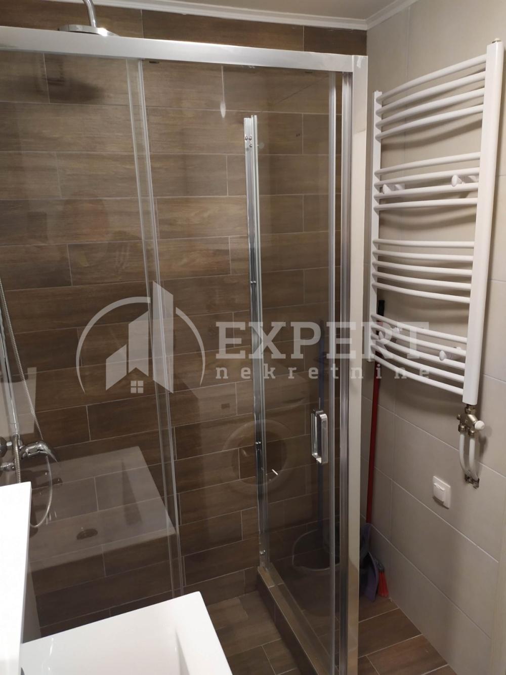 Slika 11 - Stevana Nemanje, Jednoiposoban stan za izdavanje, 54m2, 350€