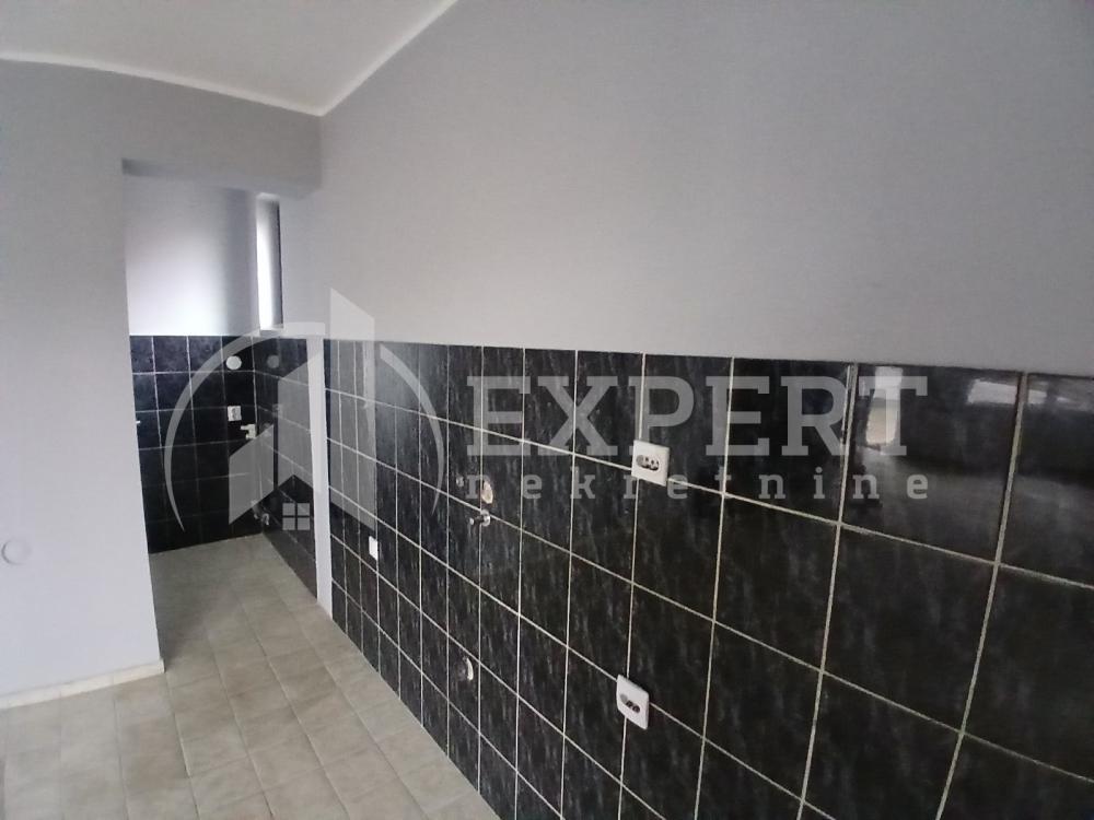 Slika 5 - Đerdapska, Trosoban stan na prodaju, 106m2, 135.000€