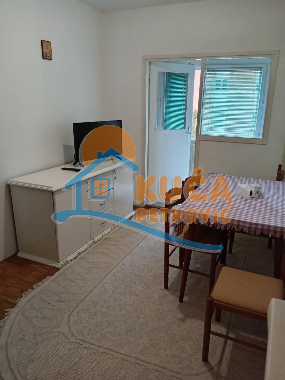 Slika 2 - Triglavska, Četvorosoban stan za izdavanje, 80m2, 380€