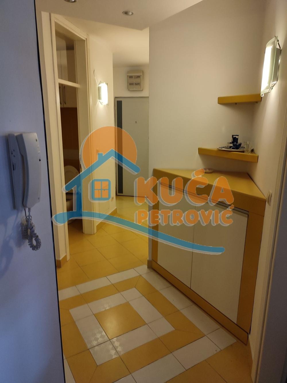 Slika 6 - Sokolska, Dvoiposoban stan za izdavanje, 61m2, 500€