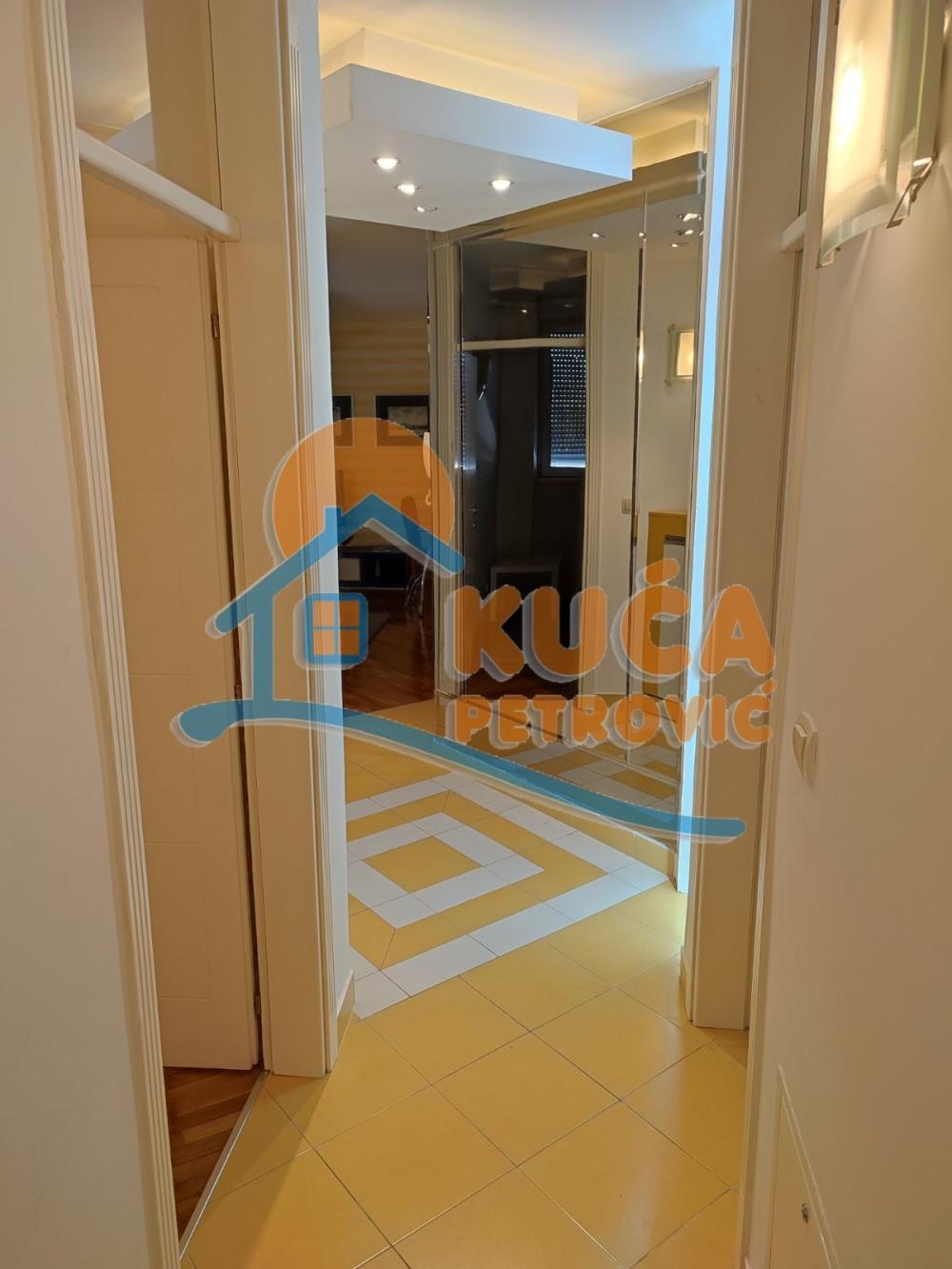 Slika 8 - Sokolska, Dvoiposoban stan za izdavanje, 61m2, 500€