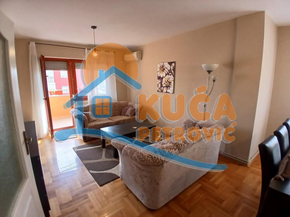 Glavna slika -Studenička, Četvorosoban stan za izdavanje, 90m2, 370€