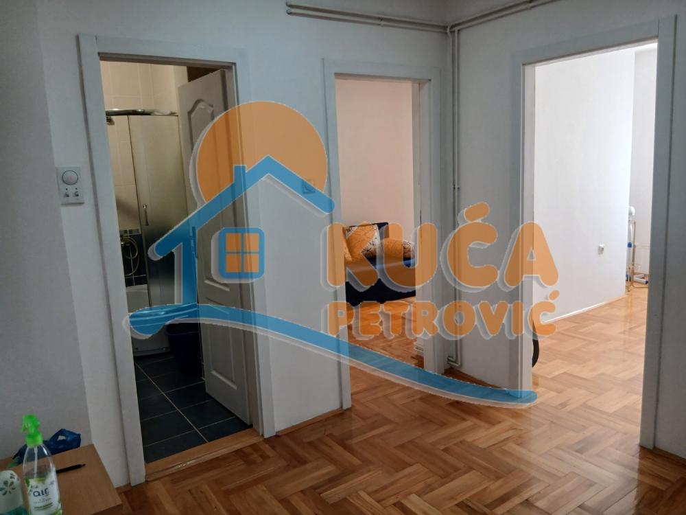 Slika 10 - Studenička, Četvorosoban stan za izdavanje, 90m2, 370€