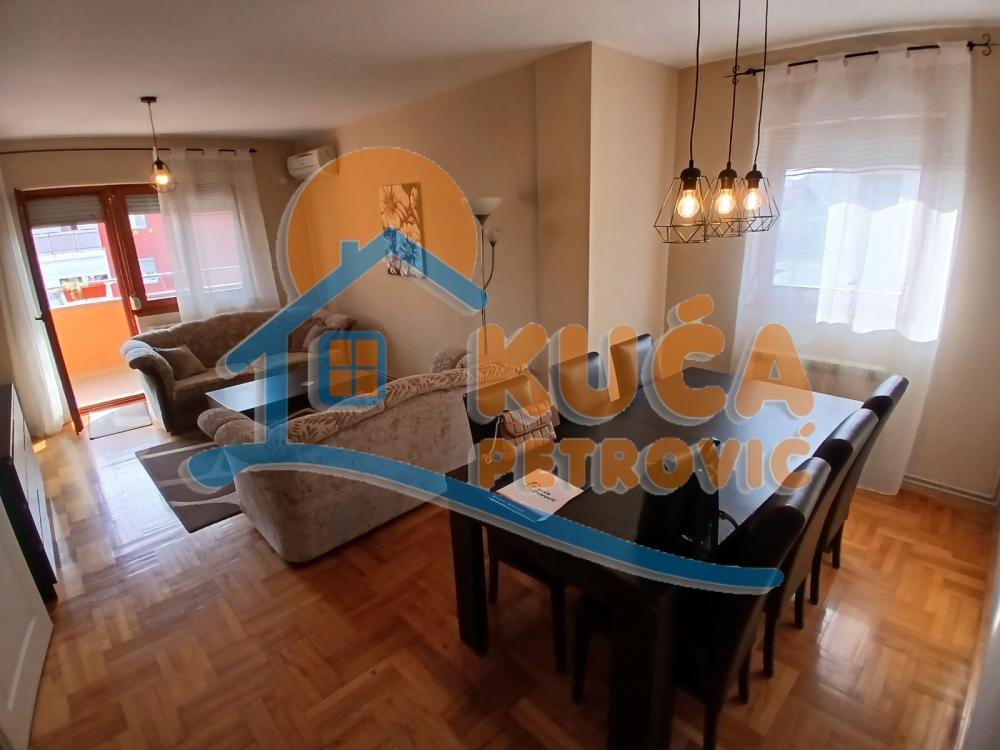 Slika 2 - Studenička, Četvorosoban stan za izdavanje, 90m2, 370€