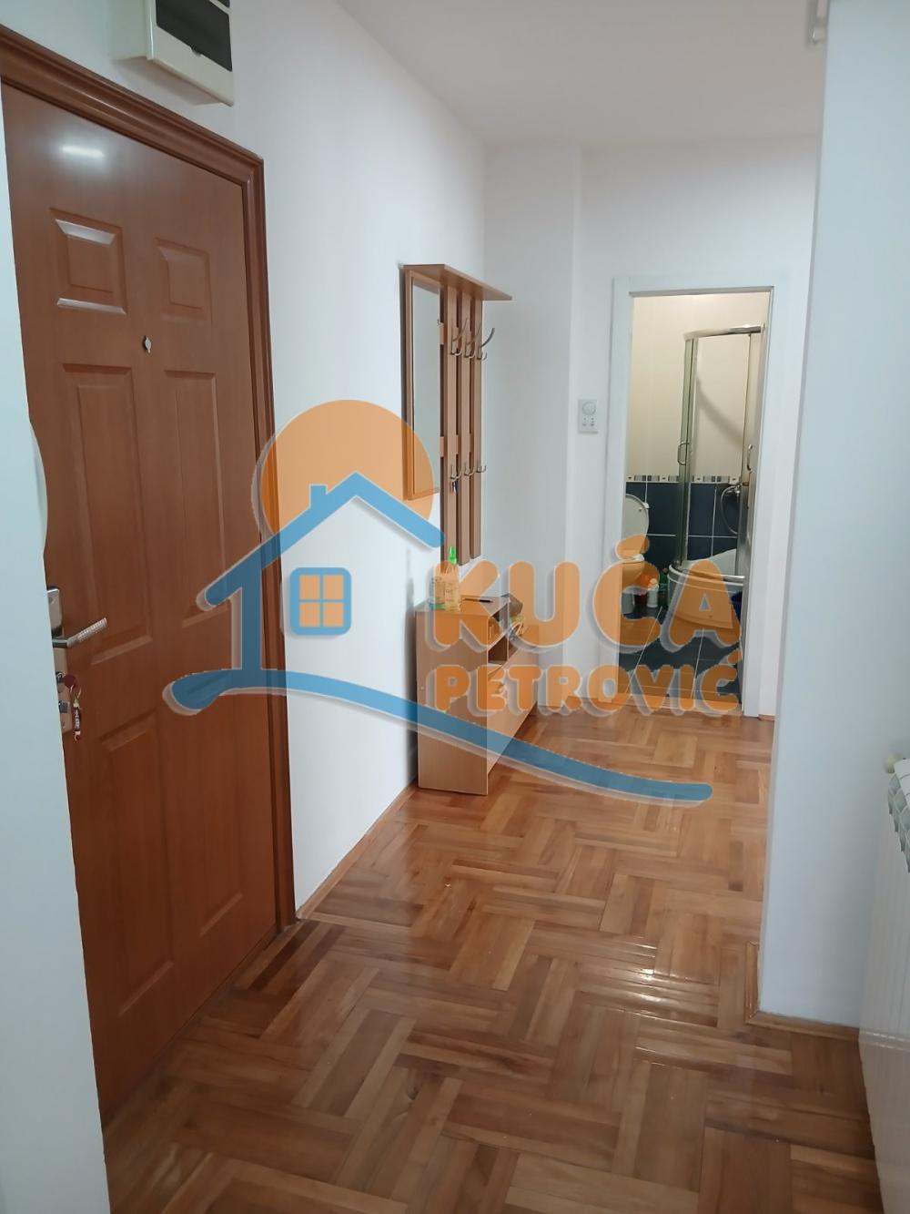 Slika 8 - Studenička, Četvorosoban stan za izdavanje, 90m2, 370€