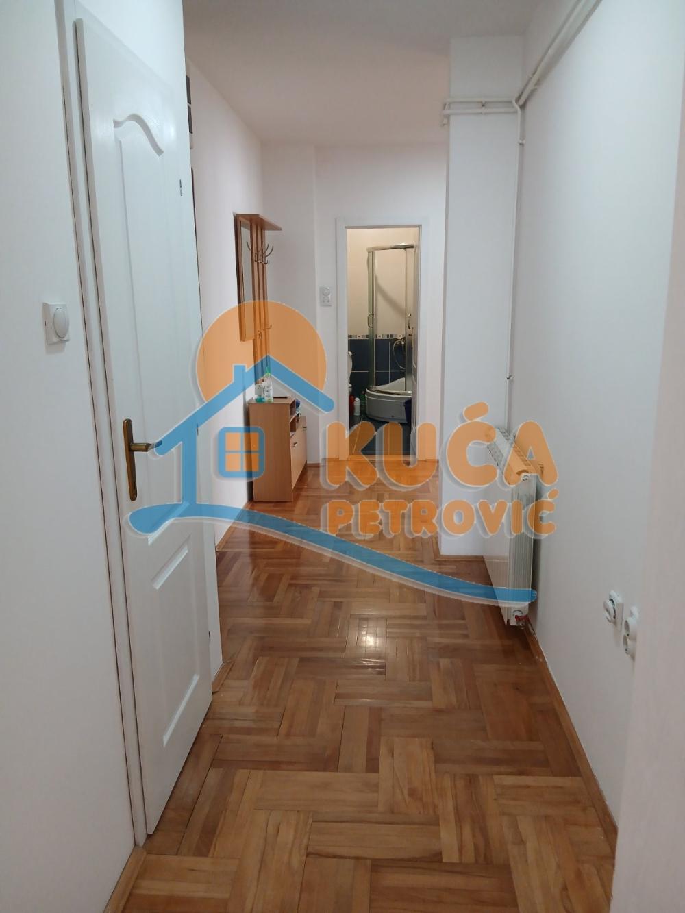 Slika 7 - Studenička, Četvorosoban stan za izdavanje, 90m2, 370€