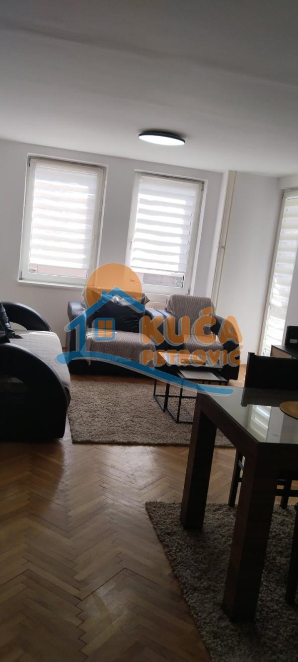 Slika 10 - Starca Vujadina, Dvoiposoban stan za izdavanje, 58m2, 370€