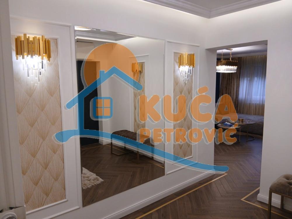 Slika 9 - Elektronska, Četvorosoban stan za izdavanje, 100m2, 800€