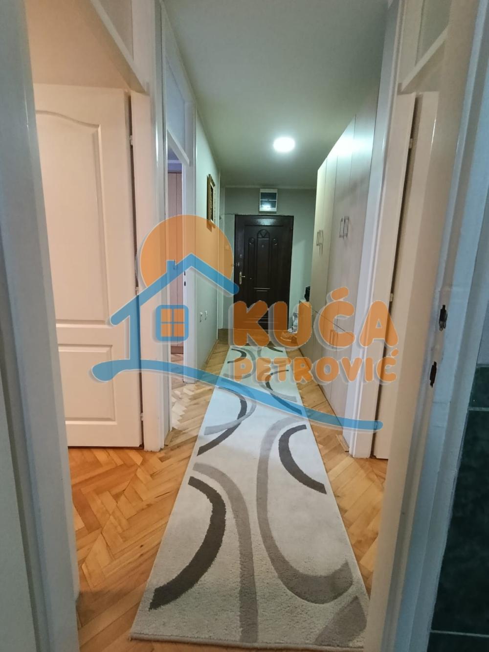 Slika 9 - Bulevar dr Zorana, Dvoiposoban stan za izdavanje, 67m2, 500€