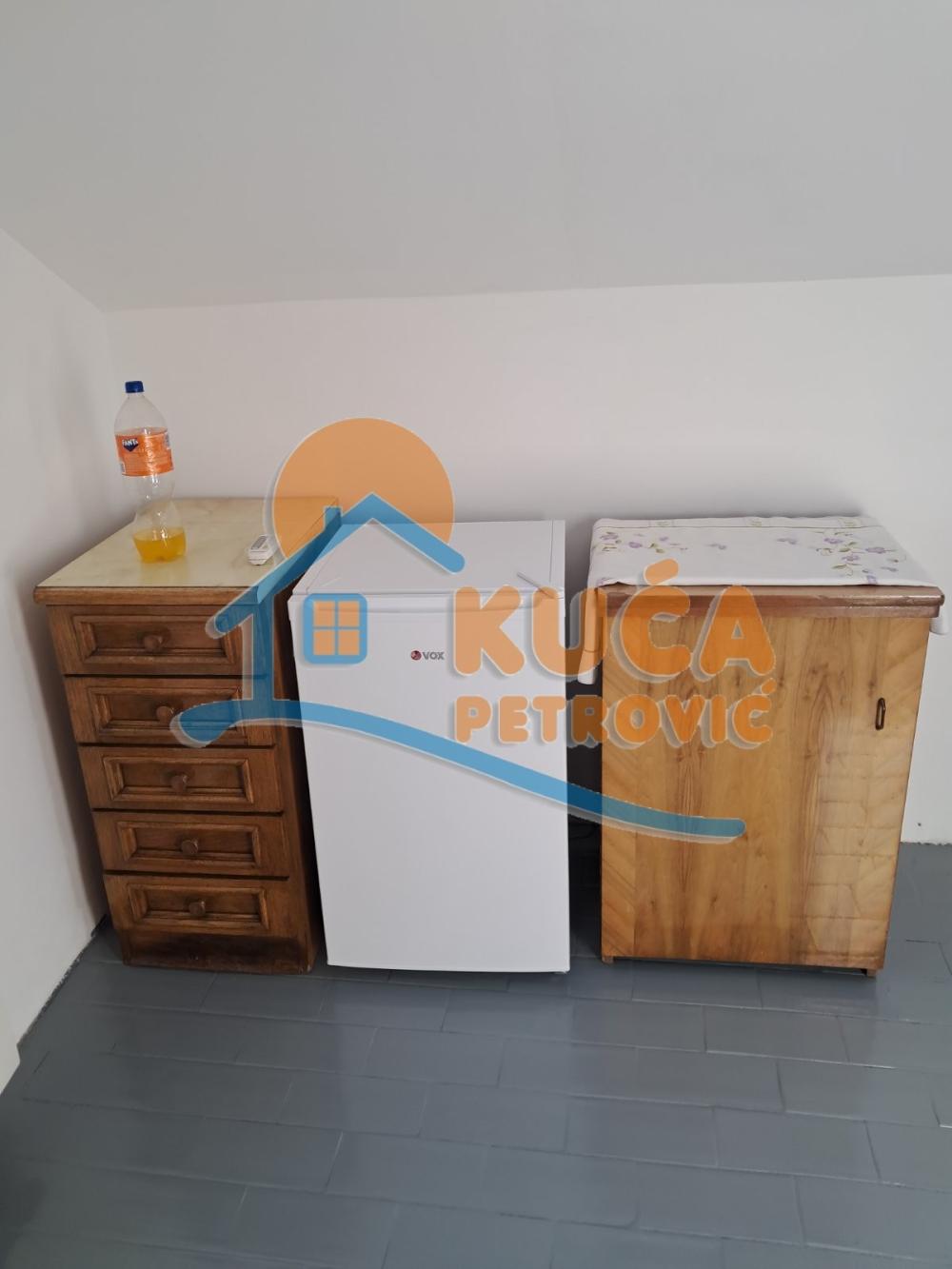 Slika 3 - Branka Miljkovića, Dvoiposoban stan za izdavanje, 74m2, 200€