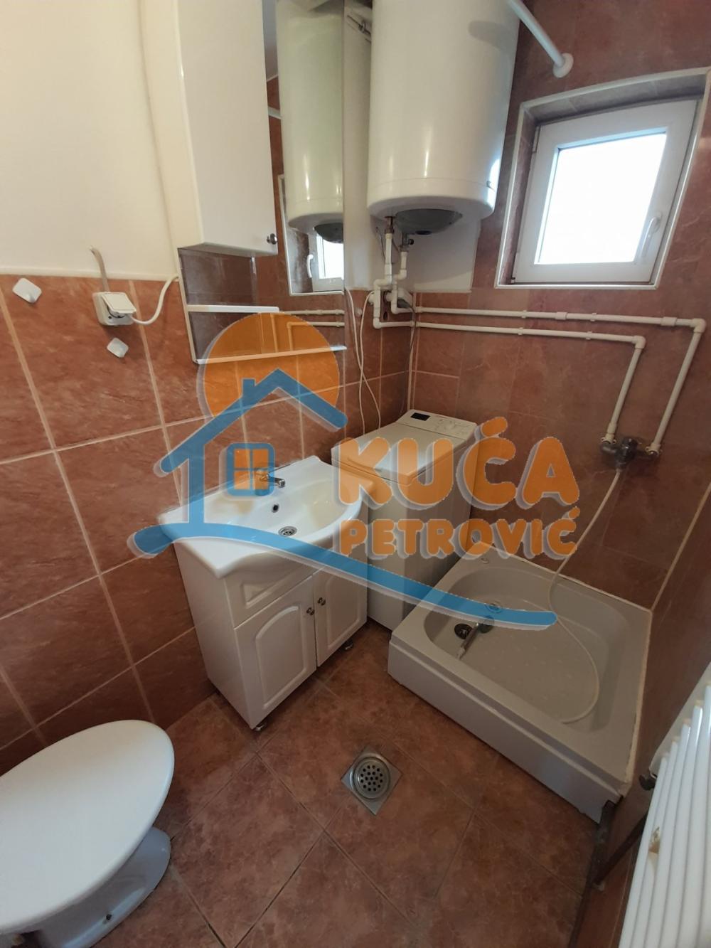 Slika 3 - Bulevar Medijana, Troiposoban stan za izdavanje, 45m2, 350€