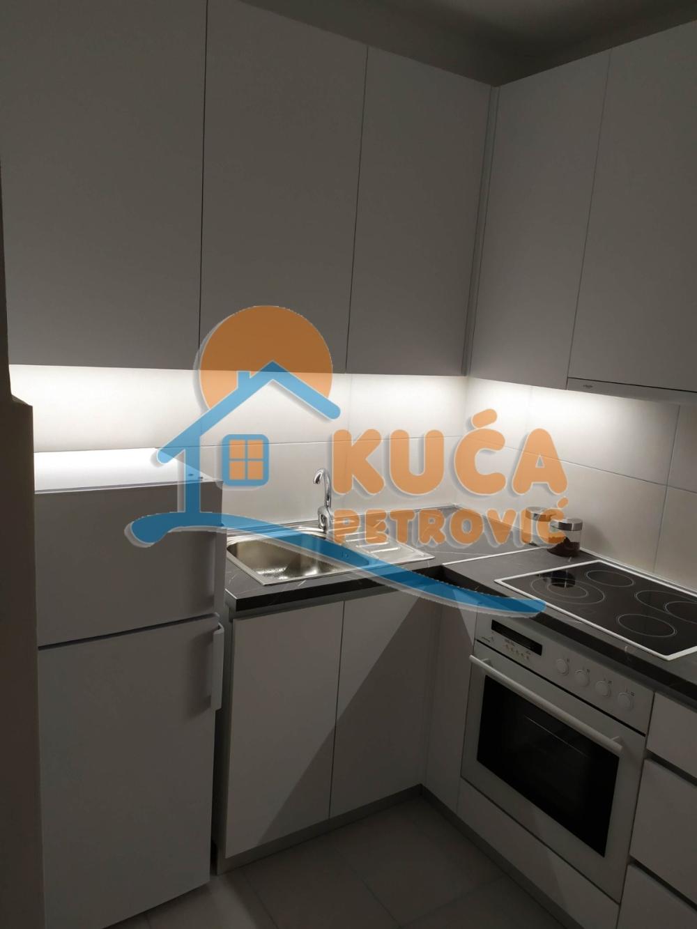 Slika 8 - Stevana Nemanje, Jednoiposoban stan za izdavanje, 54m2, 350€