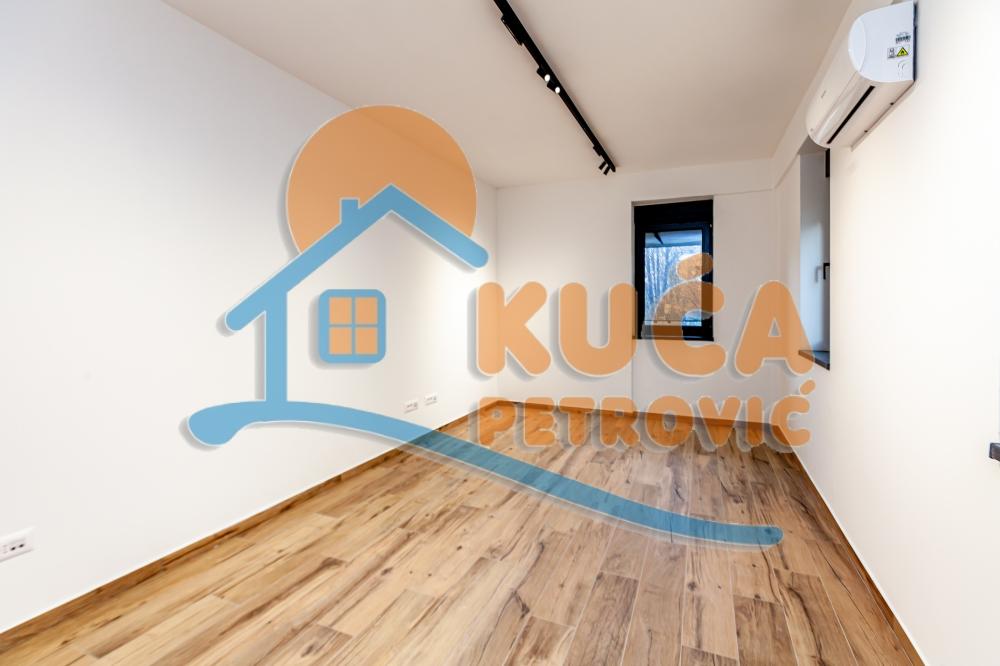 Slika 4 - Stevana Sremca,  Lokal za izdavanje, 97m2, 800€