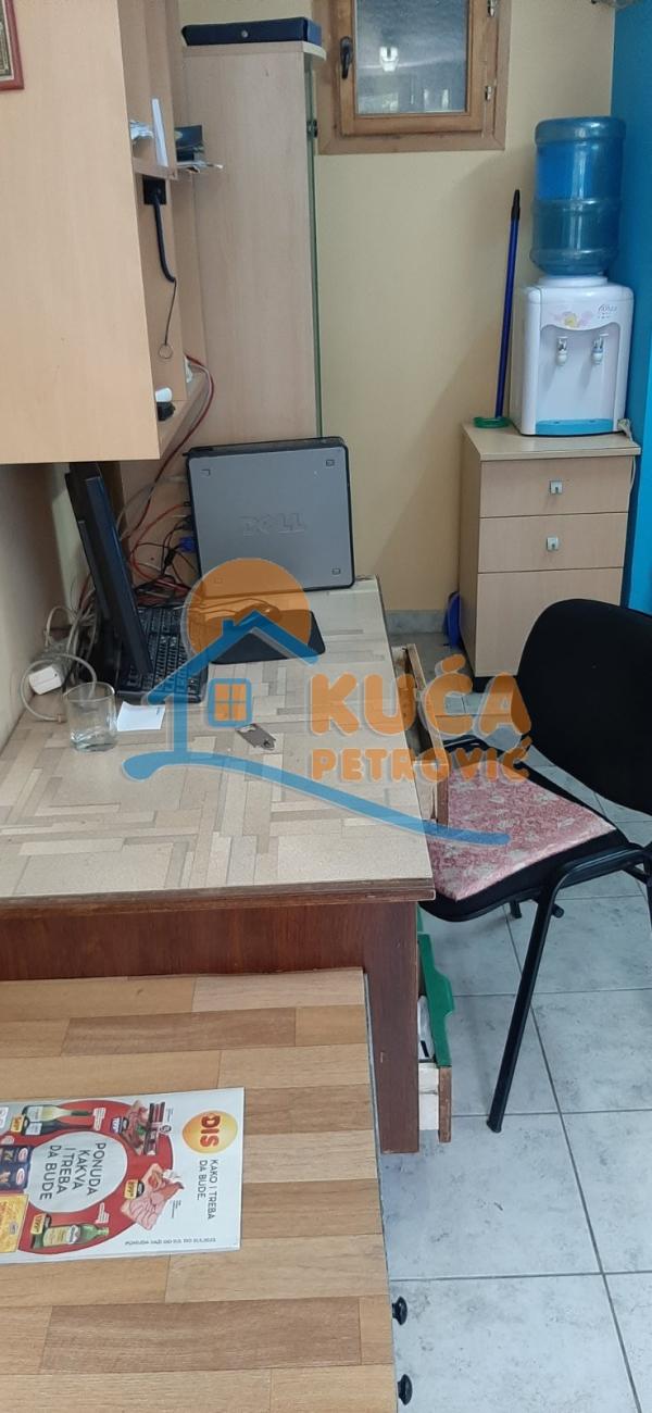 Slika 4 - Radnih brigada,  Lokal za izdavanje, 22m2, 150€