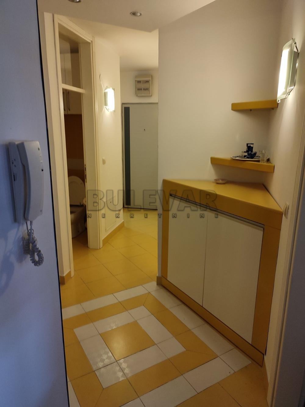 Slika 6 - Sokolska, Dvoiposoban stan za izdavanje, 61m2, 500€