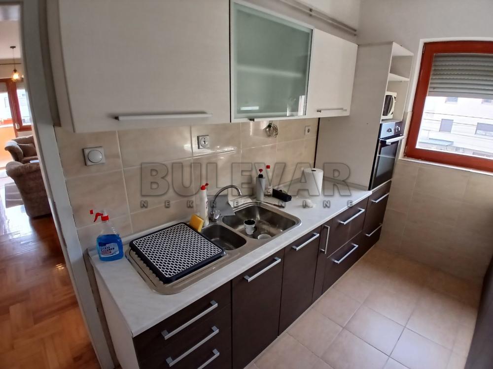 Slika 5 - Studenička, Četvorosoban stan za izdavanje, 90m2, 370€