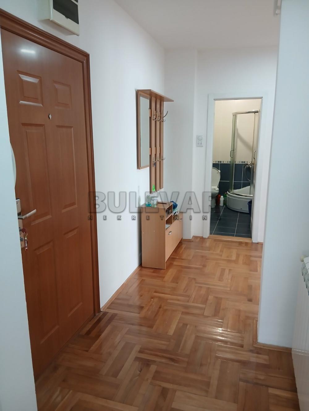 Slika 8 - Studenička, Četvorosoban stan za izdavanje, 90m2, 370€