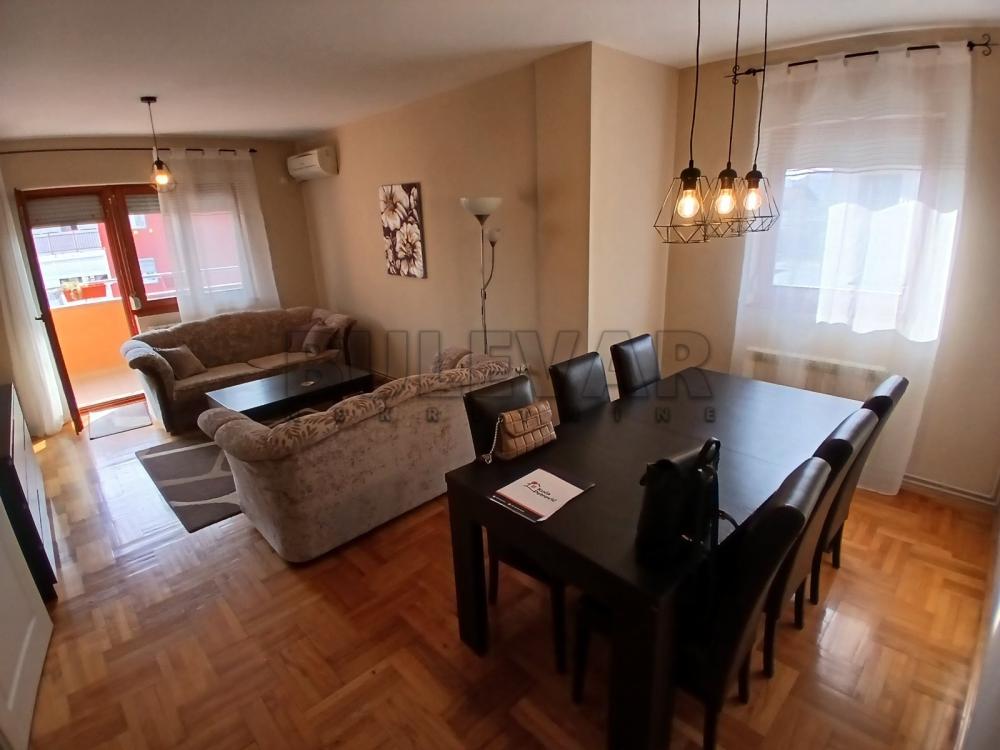 Slika 2 - Studenička, Četvorosoban stan za izdavanje, 90m2, 370€