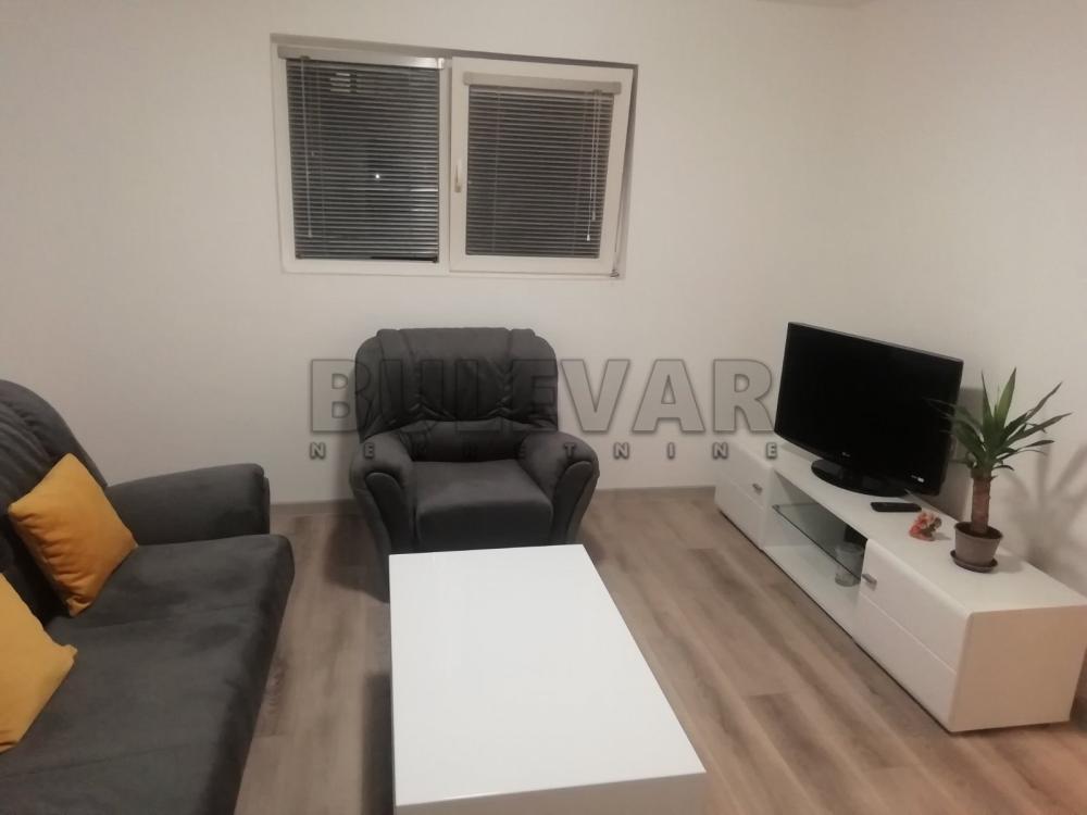 Slika 1 - Nikodija Stojanovića Tatka, Dvoiposoban stan za izdavanje, 58m2, 250€