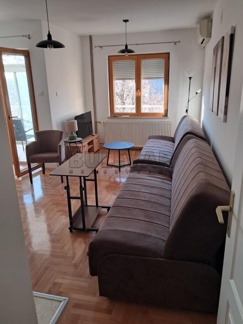 Slika 1 - Jugovićeva,  Stan za izdavanje, 31m2, 300€