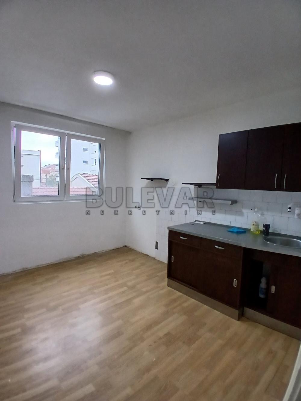 Slika 1 - Čarnojevića, Jednosoban stan za izdavanje, 42m2, 170€