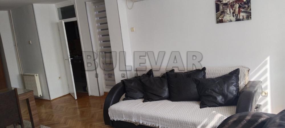 Slika 6 - Starca Vujadina, Dvoiposoban stan za izdavanje, 58m2, 370€