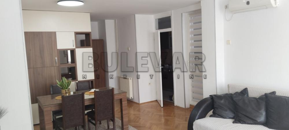 Slika 7 - Starca Vujadina, Dvoiposoban stan za izdavanje, 58m2, 370€