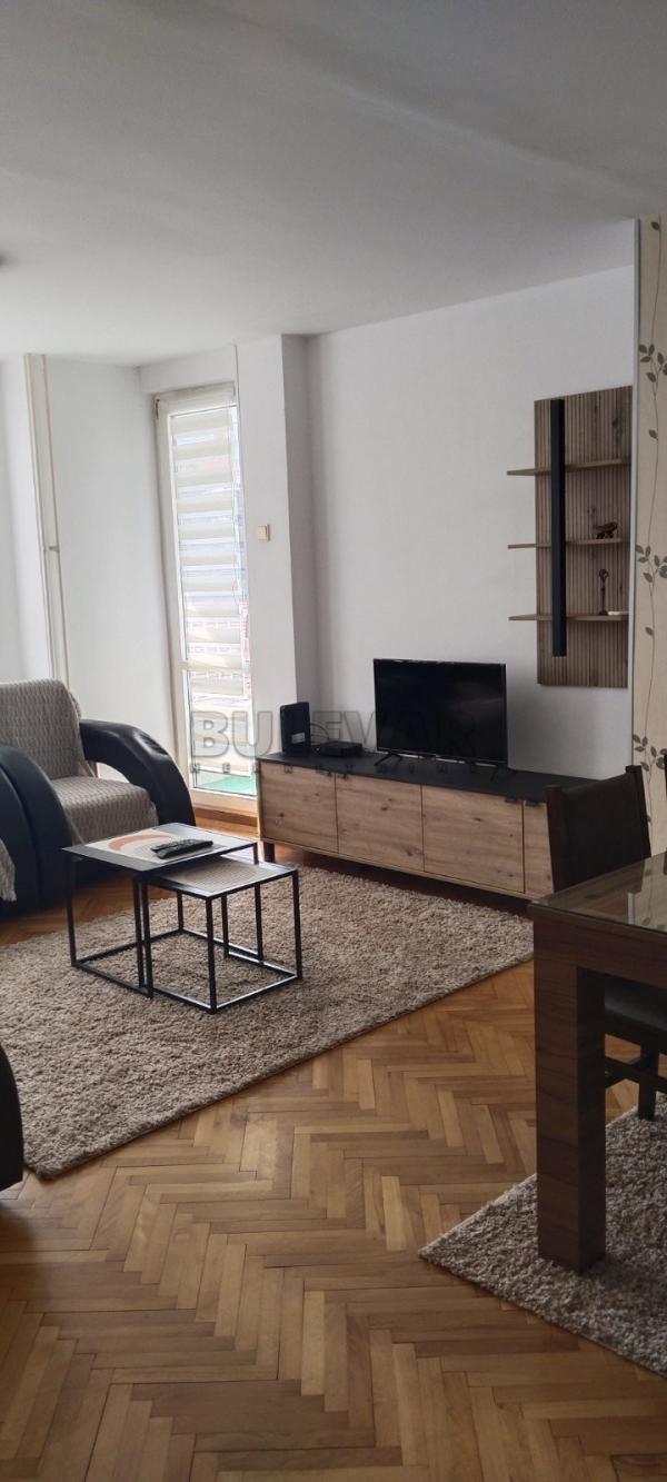 Slika 5 - Starca Vujadina, Dvoiposoban stan za izdavanje, 58m2, 370€