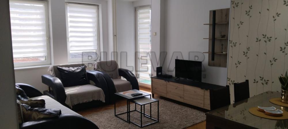 Slika 2 - Starca Vujadina, Dvoiposoban stan za izdavanje, 58m2, 370€