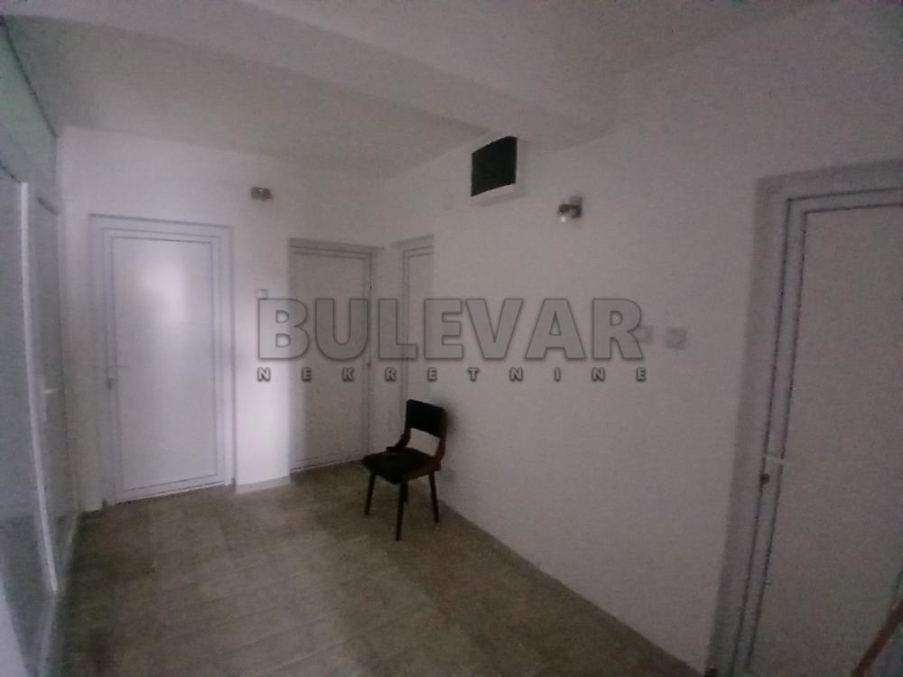 Slika 2 - Đerdapska, Trosoban stan na prodaju, 106m2, 135.000€