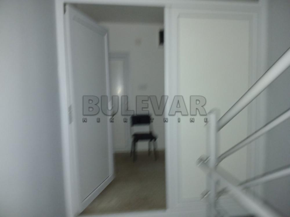 Slika 1 - Đerdapska, Trosoban stan na prodaju, 106m2, 135.000€