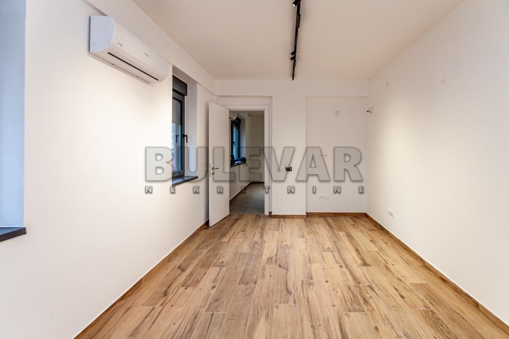 Slika 5 - Stevana Sremca,  Lokal za izdavanje, 97m2, 800€