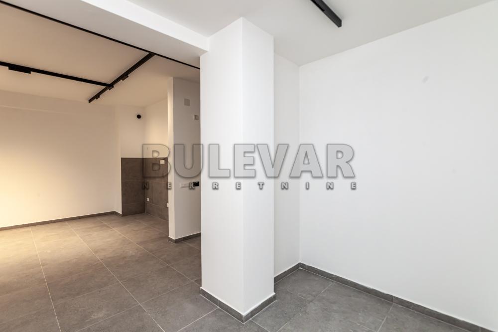 Slika 3 - Stevana Sremca,  Lokal za izdavanje, 97m2, 800€