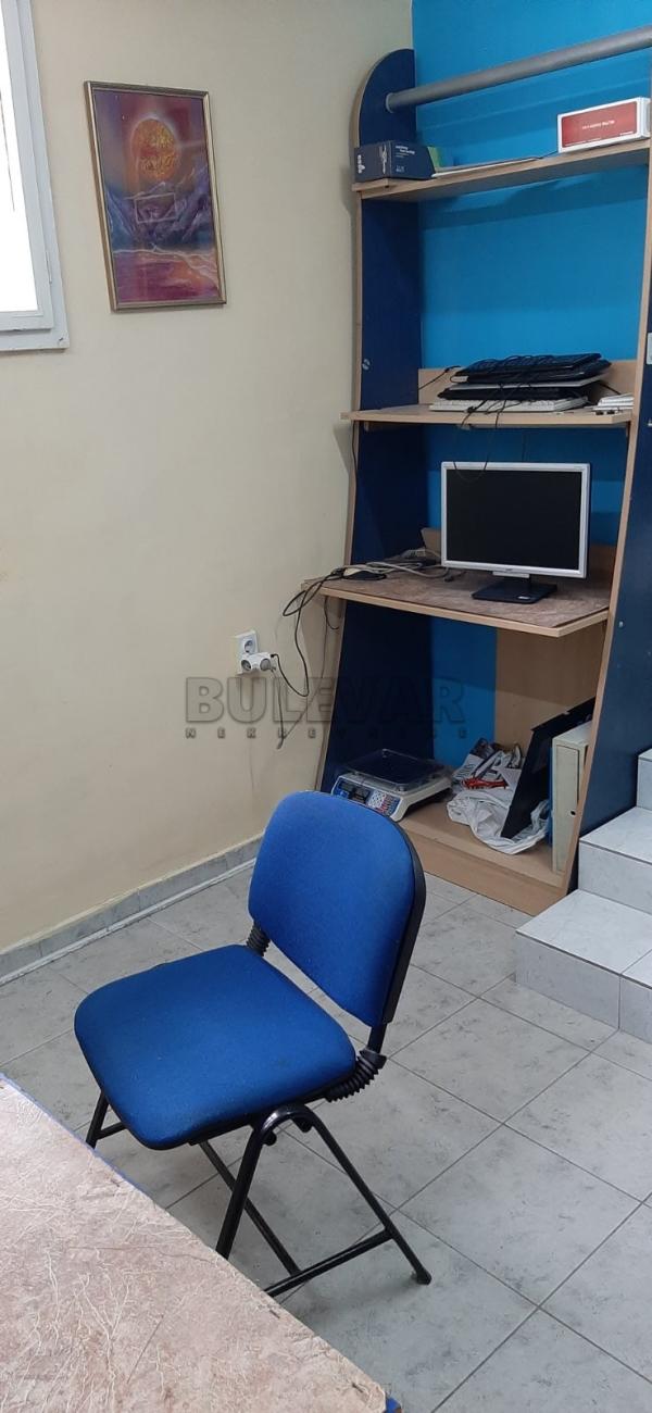 Slika 2 - Radnih brigada,  Lokal za izdavanje, 22m2, 150€