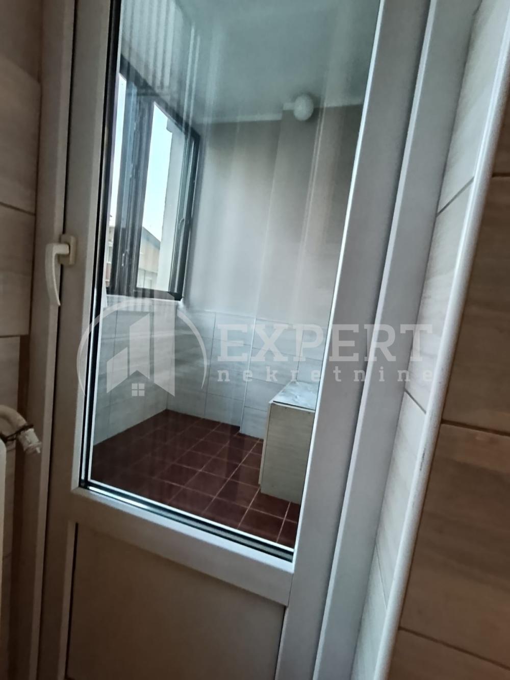 Slika 11 - Bulevar dr Zorana, Dvoiposoban stan za izdavanje, 67m2, 500€