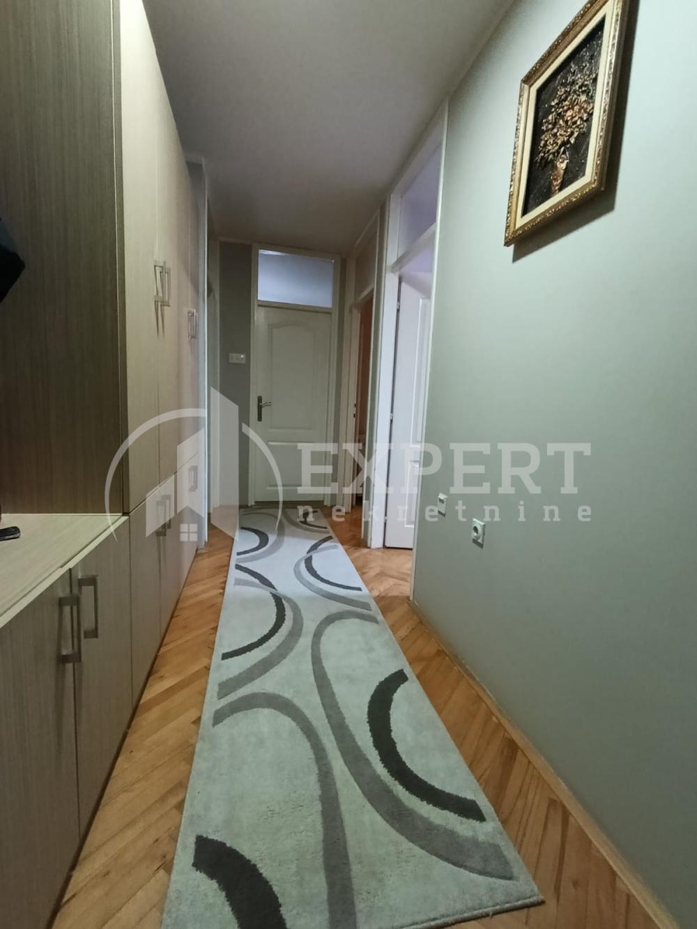Slika 10 - Bulevar dr Zorana, Dvoiposoban stan za izdavanje, 67m2, 500€