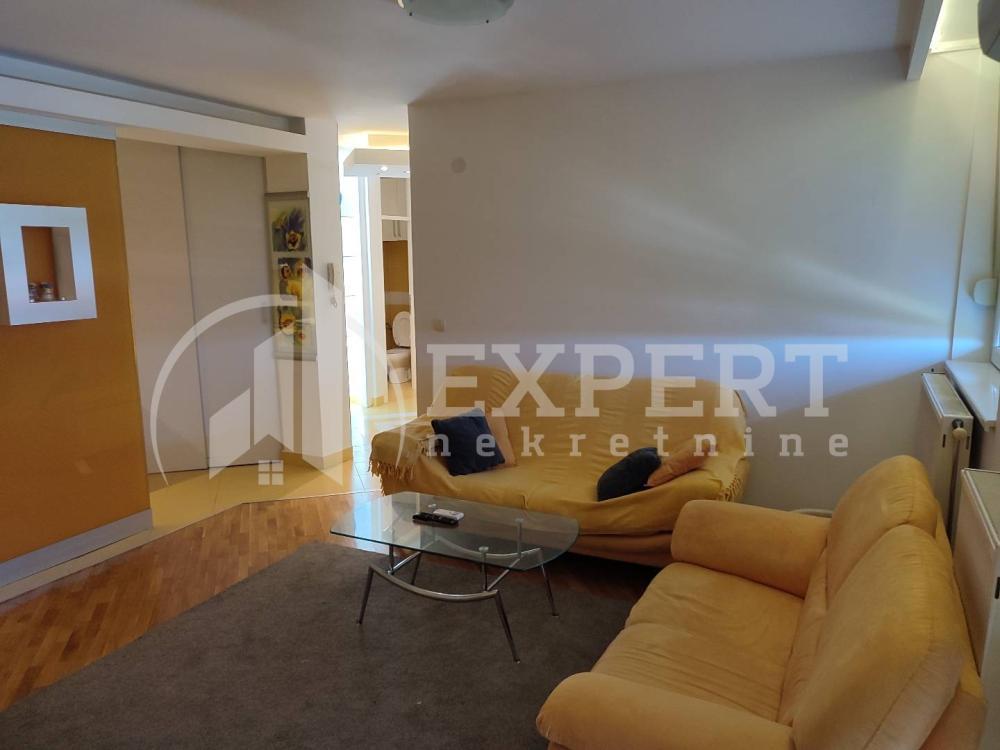 Glavna slika -Sokolska, Dvoiposoban stan za izdavanje, 61m2, 500€