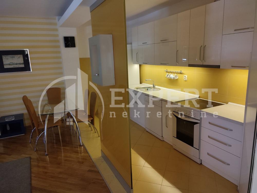 Slika 2 - Sokolska, Dvoiposoban stan za izdavanje, 61m2, 500€