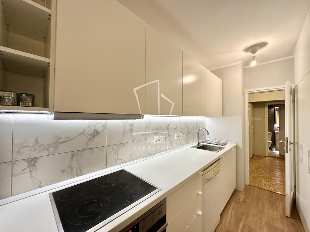 Slika 10 - Grge Jankesa, Dvosoban stan na prodaju, 53m2, 168.000€