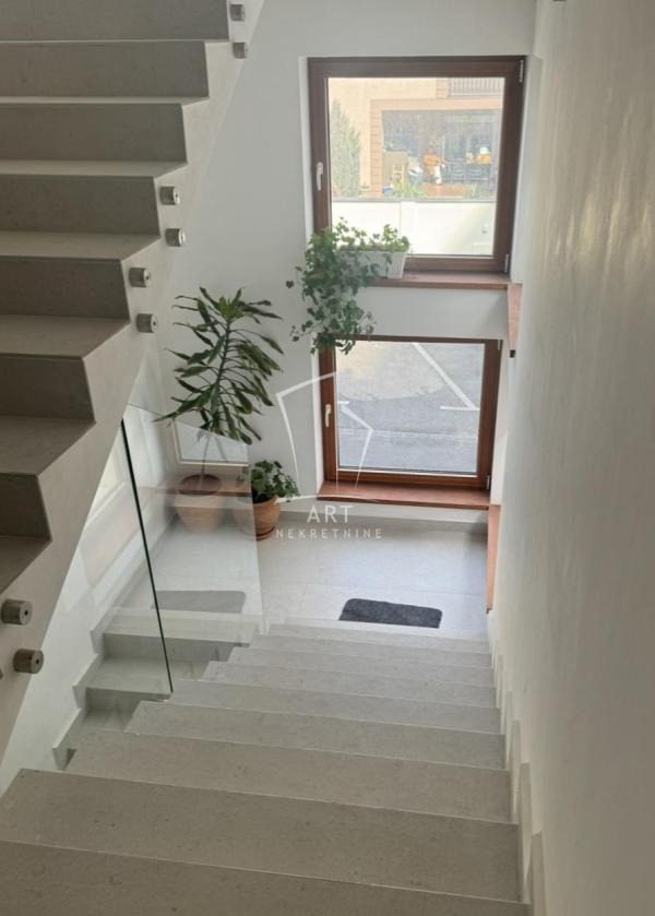 Slika 6 - Vlastimira Đuze Stojiljkovića, Trosoban stan na prodaju, 115m2, 170.000€