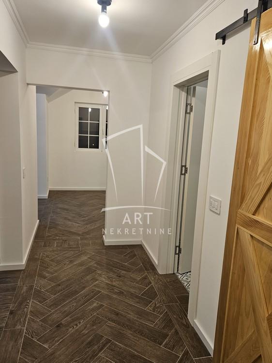 Slika 4 - Fotine Pejović, Trosoban stan za izdavanje, 89m2, 900€