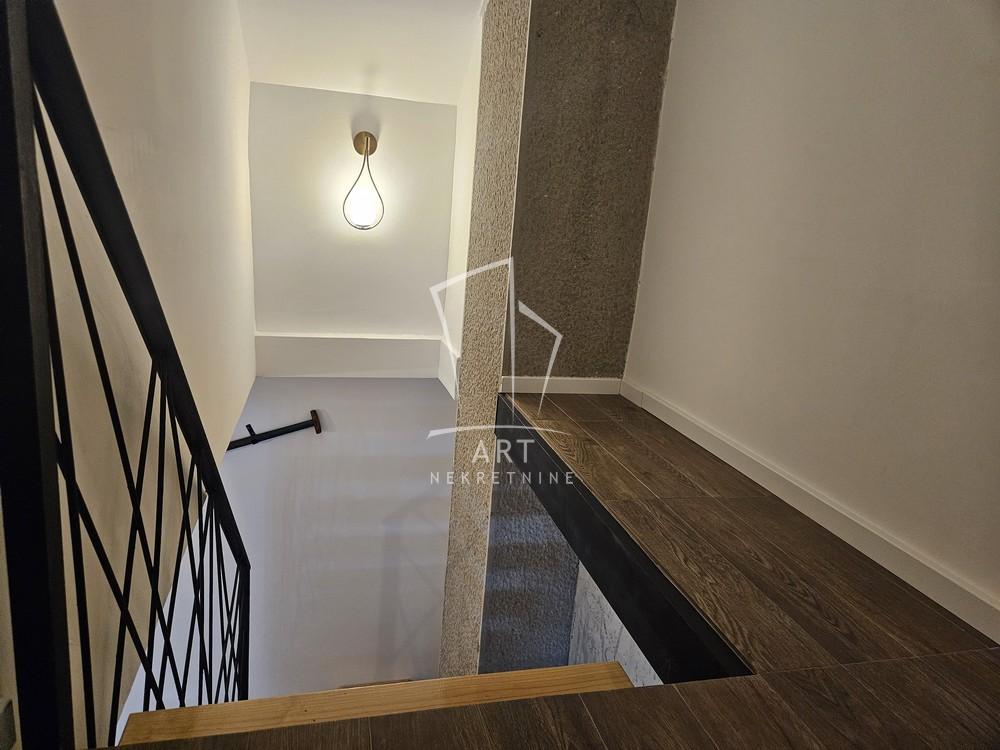 Slika 6 - Fotine Pejović, Trosoban stan za izdavanje, 89m2, 900€