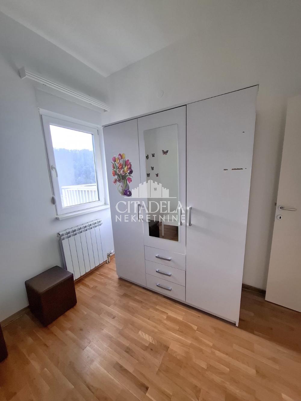 Slika 9 - Petra Konjovića, Četvorosoban stan za izdavanje, 81m2, 600€