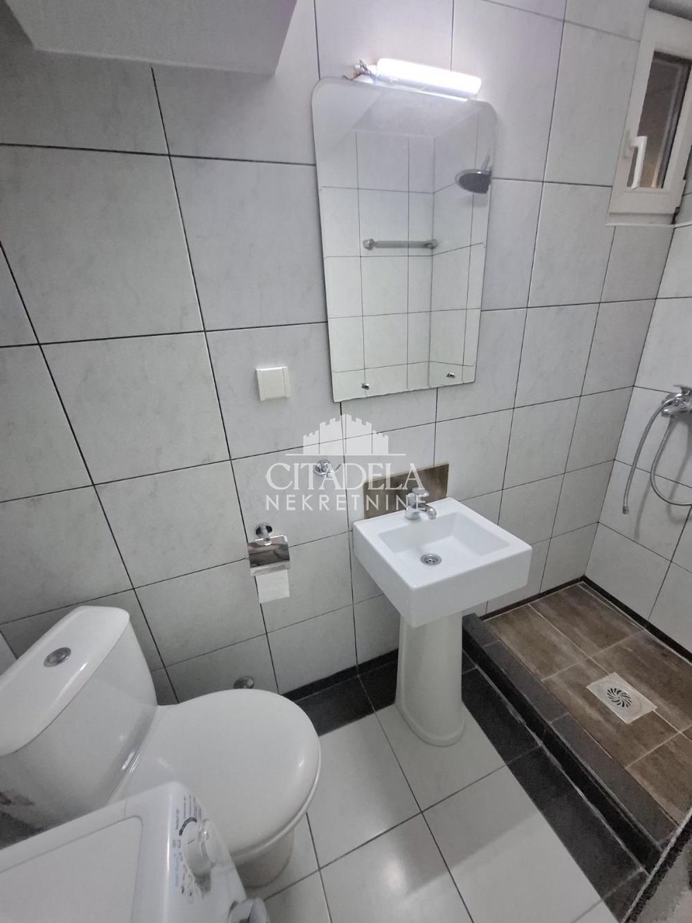 Slika 11 - Kralja Petra, Četvorosoban stan za izdavanje, 80m2, 1.000€